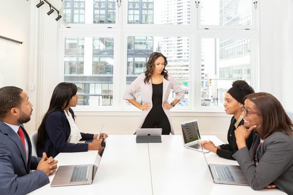 Le métier d’un avocat en propriété intellectuelle : missions principales et compétences nécessaires