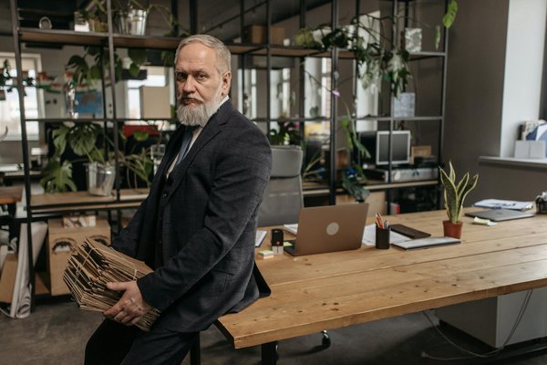 Un sophrologue en entreprise : Les divers avantages pour vos employés
